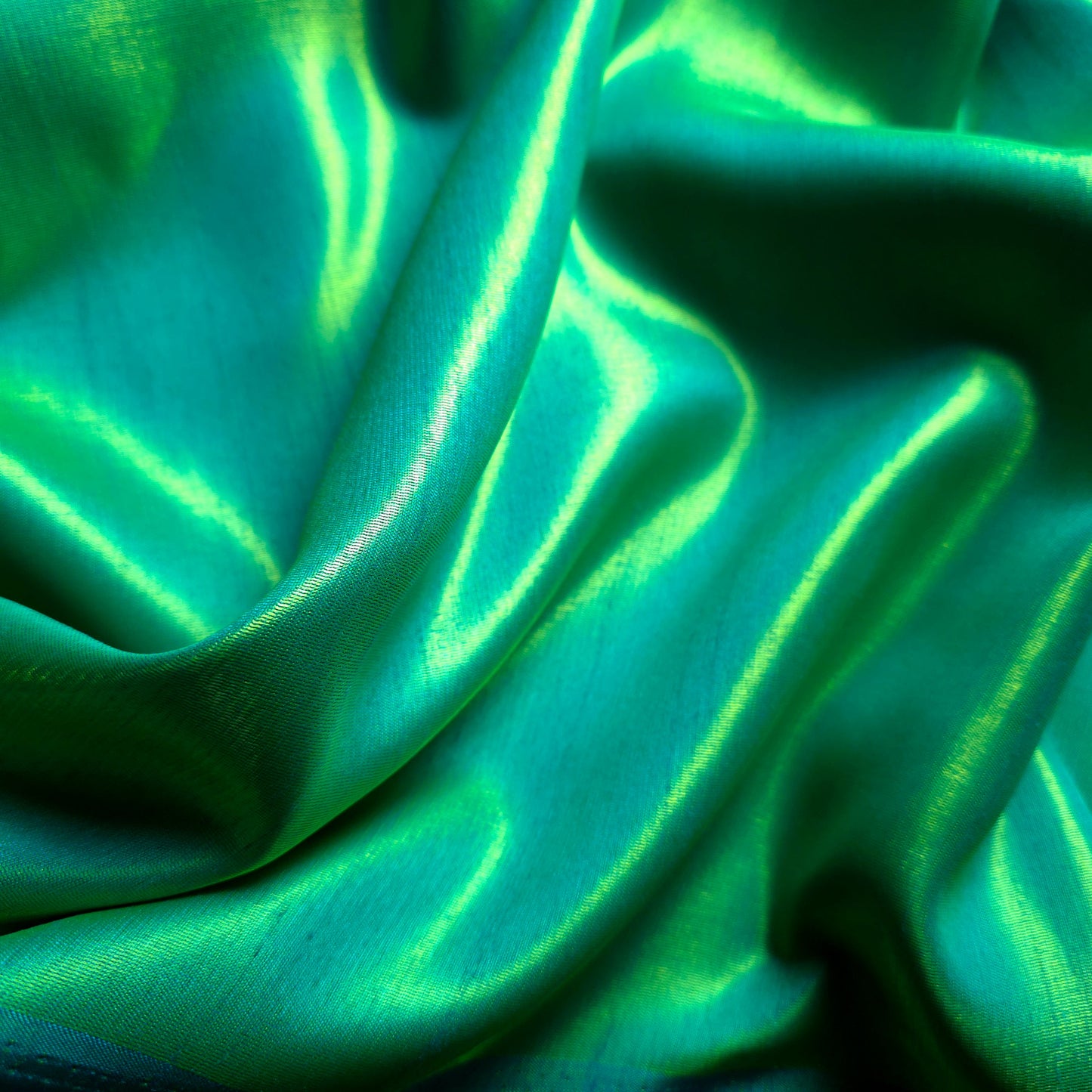 SHIMMER SHANTUNG GREEN BLUE BEATLE WING