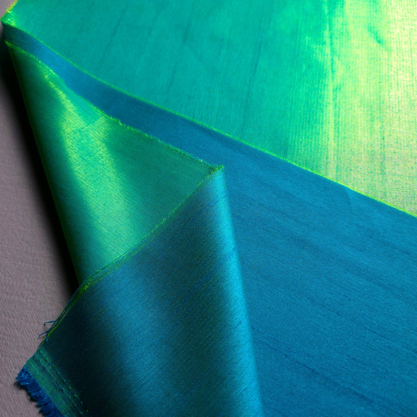SHIMMER SHANTUNG GREEN BLUE BEATLE WING