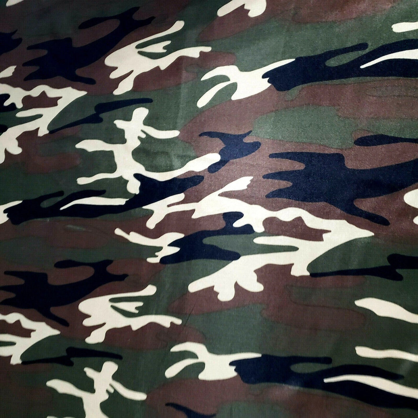 LARGE WOODLAND CAMO PRINT SATIN CHARMEUSE CAMOFLAUGUE