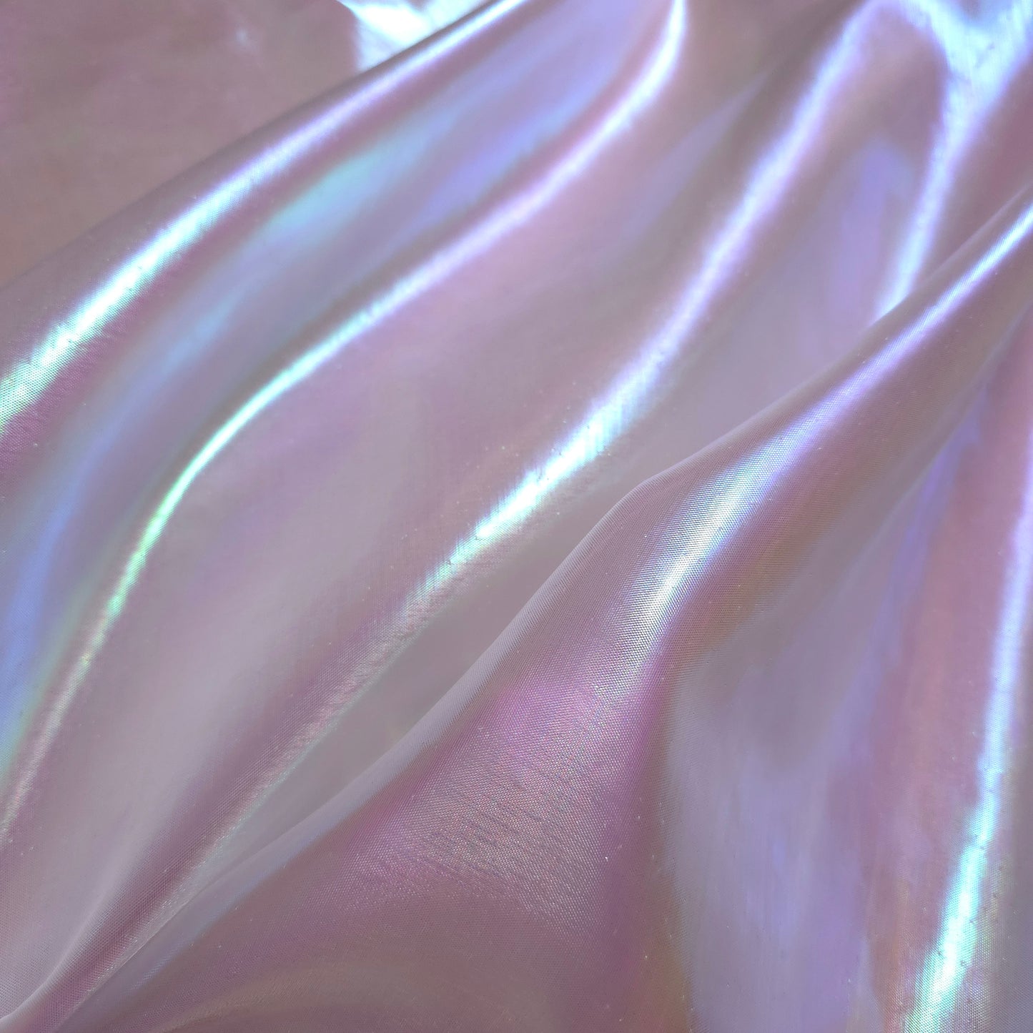 PNK PEARLESCENT PINK BUBBLE SURFACE METALLIC LAME