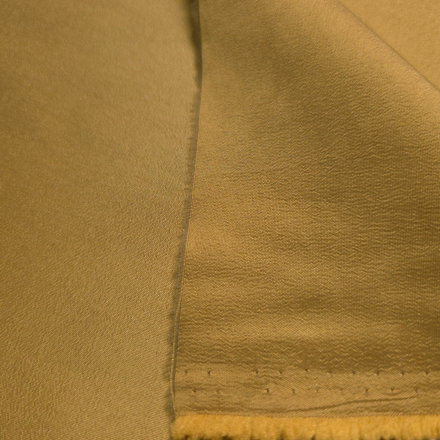 GOLDEN WHEAT BROWN LIGHTWEIGHT TAFFETA LINING FABRIC