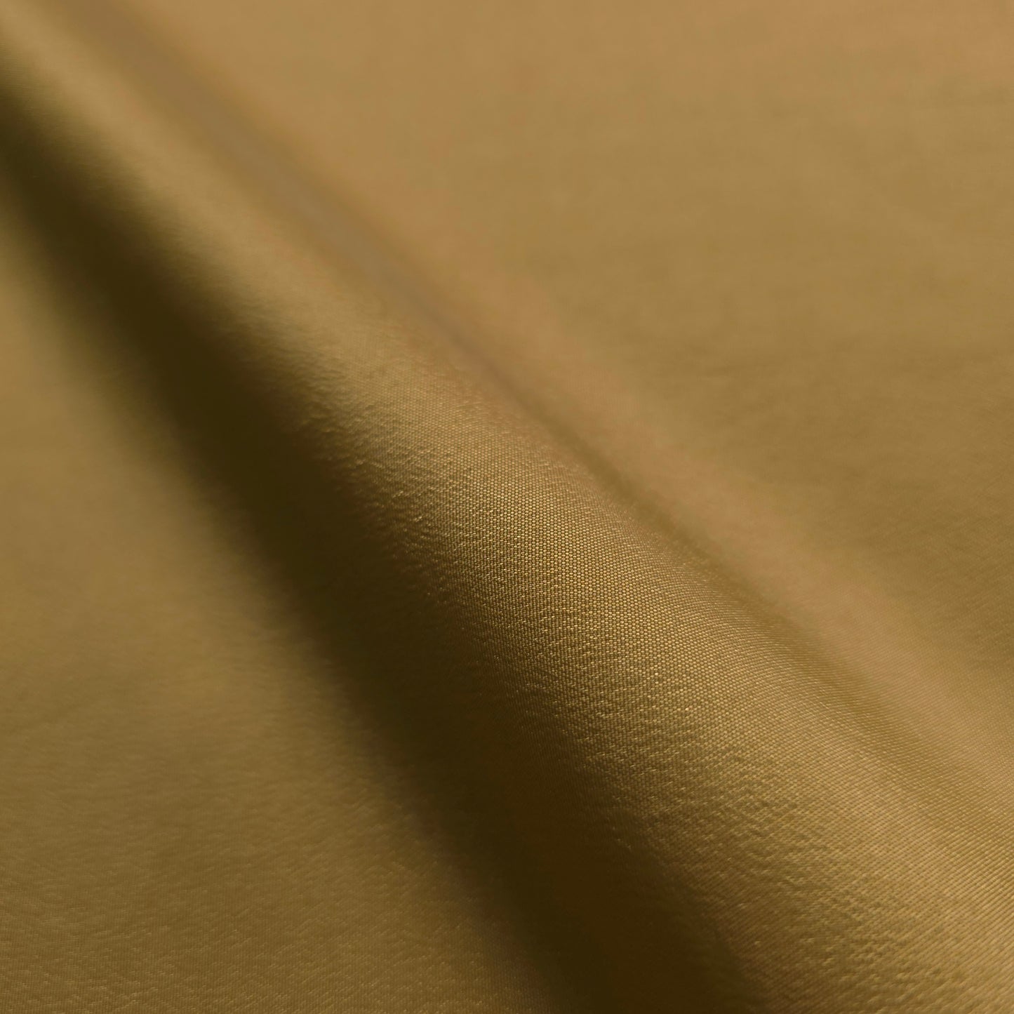 GOLDEN WHEAT BROWN LIGHTWEIGHT TAFFETA LINING FABRIC