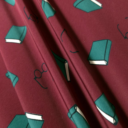 BOOKS AND GLASSES LIBRARY MICROFIBER