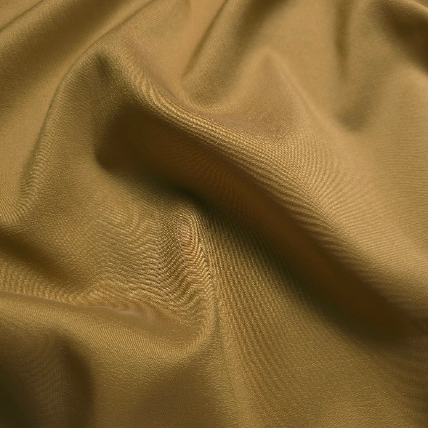 GOLDEN WHEAT BROWN LIGHTWEIGHT TAFFETA LINING FABRIC