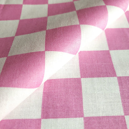 CHESSBOARD PRINT PINK WHITE