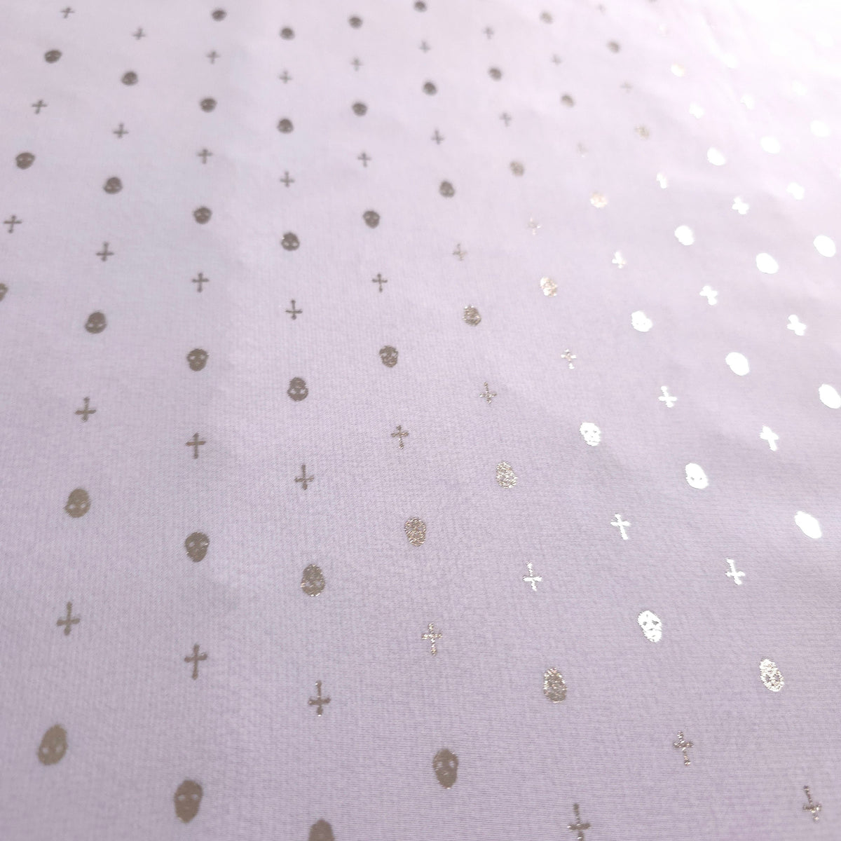 WHITE GOLD METALLIC SKULL CROSS CHIFFON