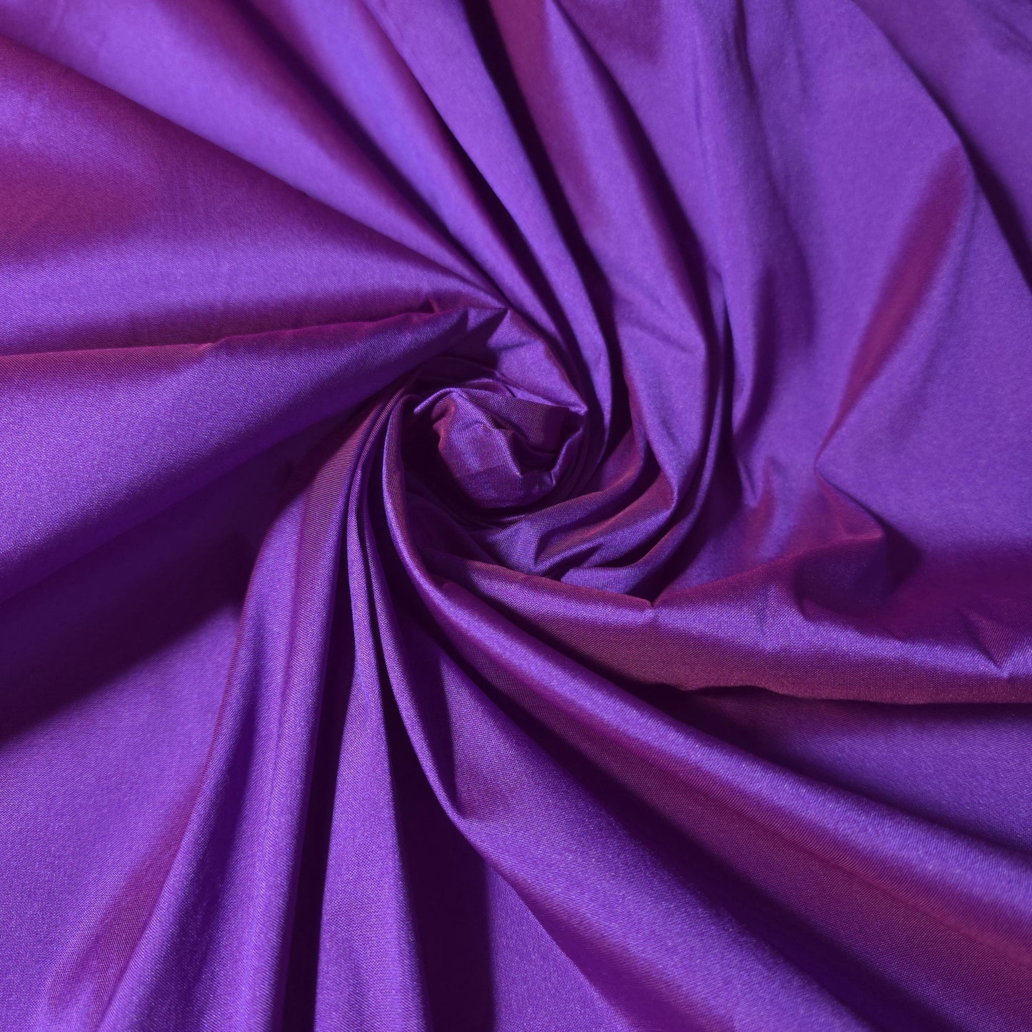 FAUX SILK LUXURY TAFFETA PURPLE RED