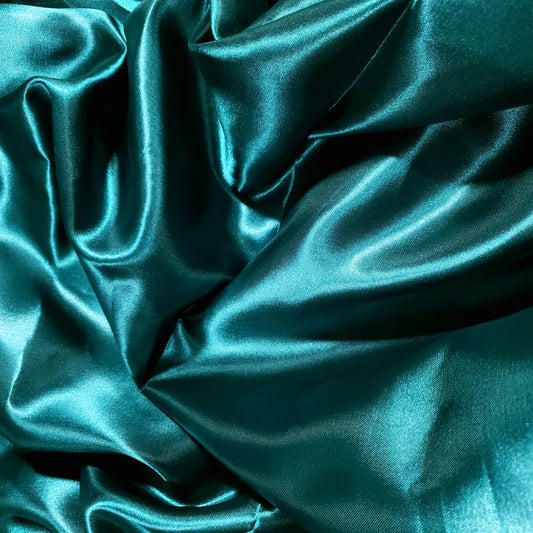 MEDIUM PLAIN SATIN GLOSSY GREEN HUNTER