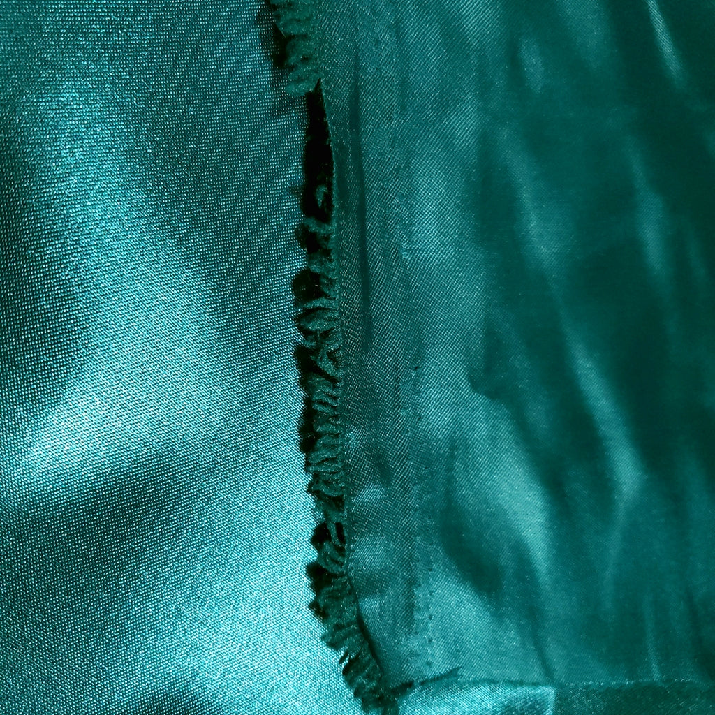 MEDIUM PLAIN SATIN GLOSSY GREEN HUNTER
