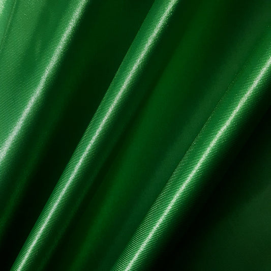 MEDIUM PLAIN SATIN GLOSSY GREEN