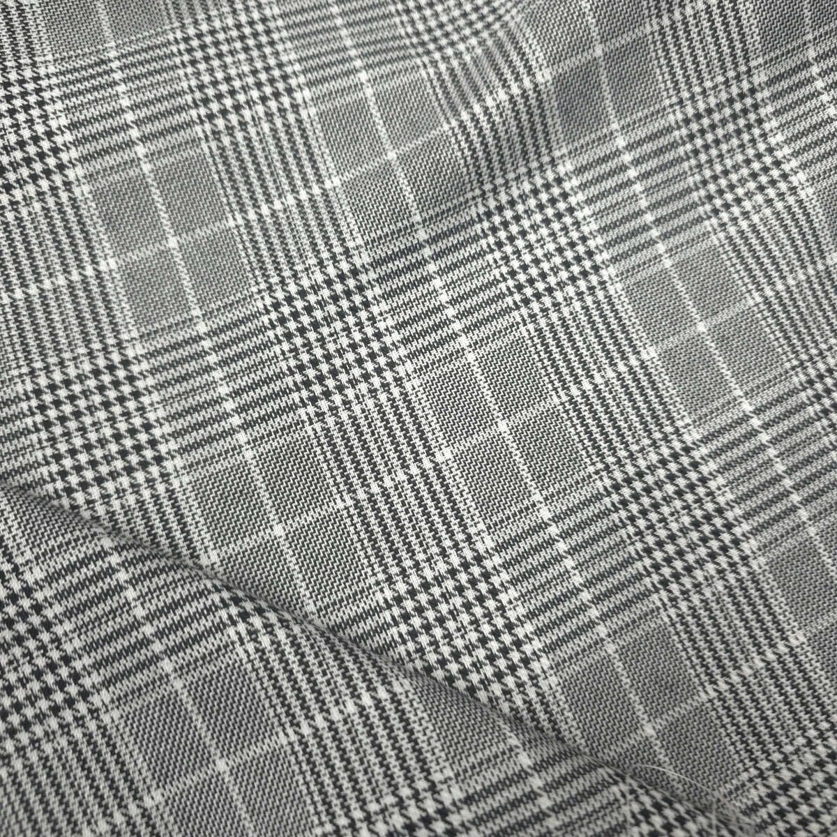 GREY BLACK WHITE HOUNDSTOOTH PLAID COTTON BLEND SUITING FABRIC