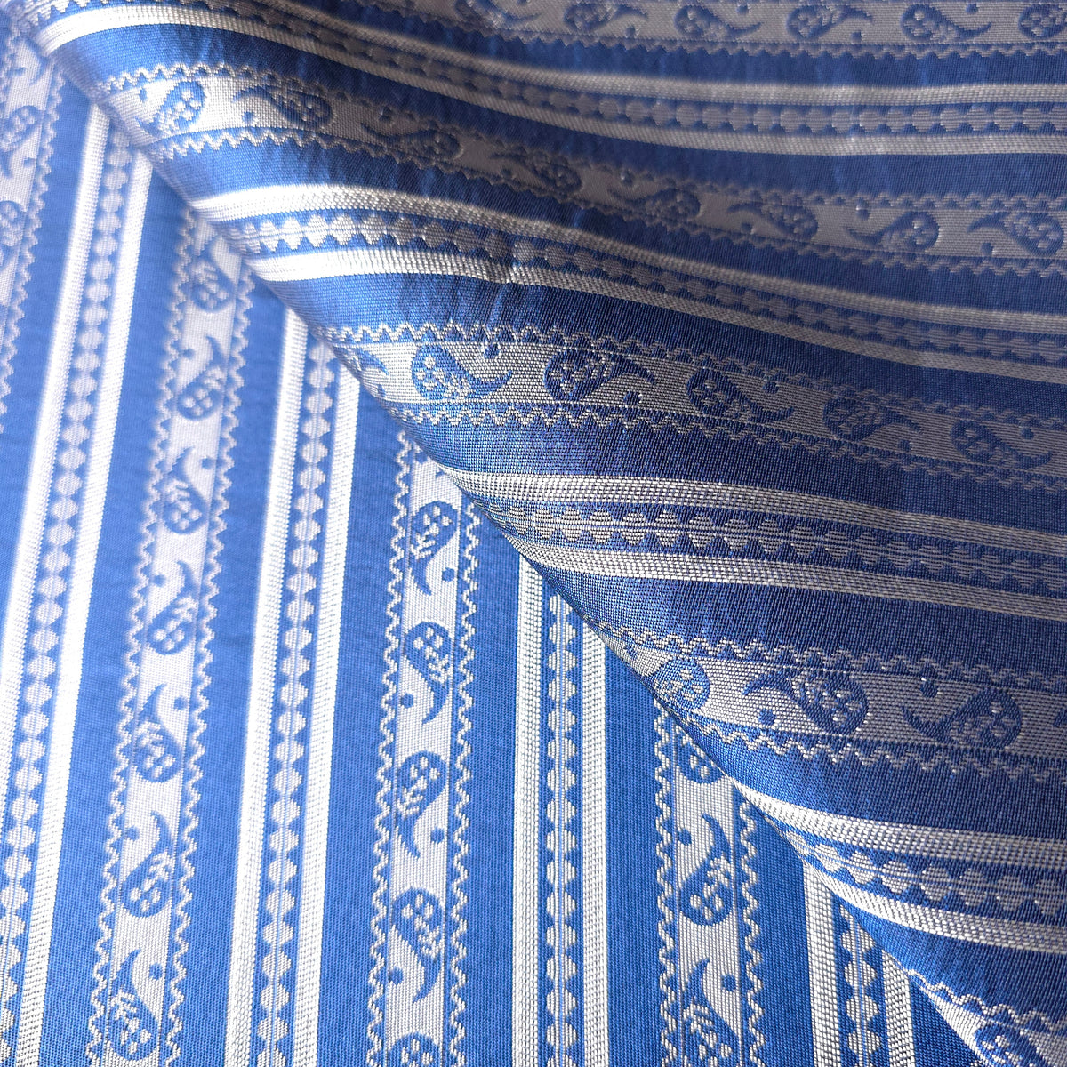 SILVER BLUE PAISLEY STRIPE BROCADE