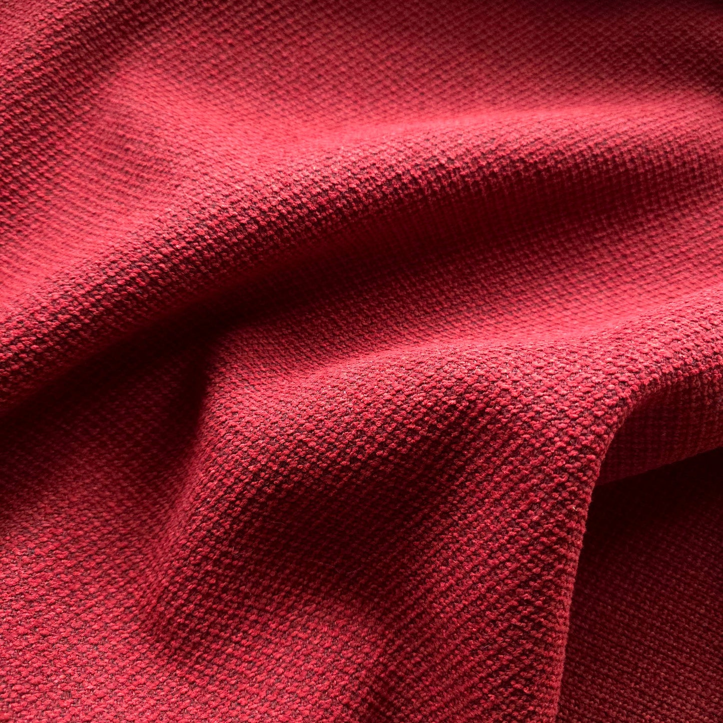 RED LARGE KNIT WEAVE WOVEN TAPESTRY FABRIC