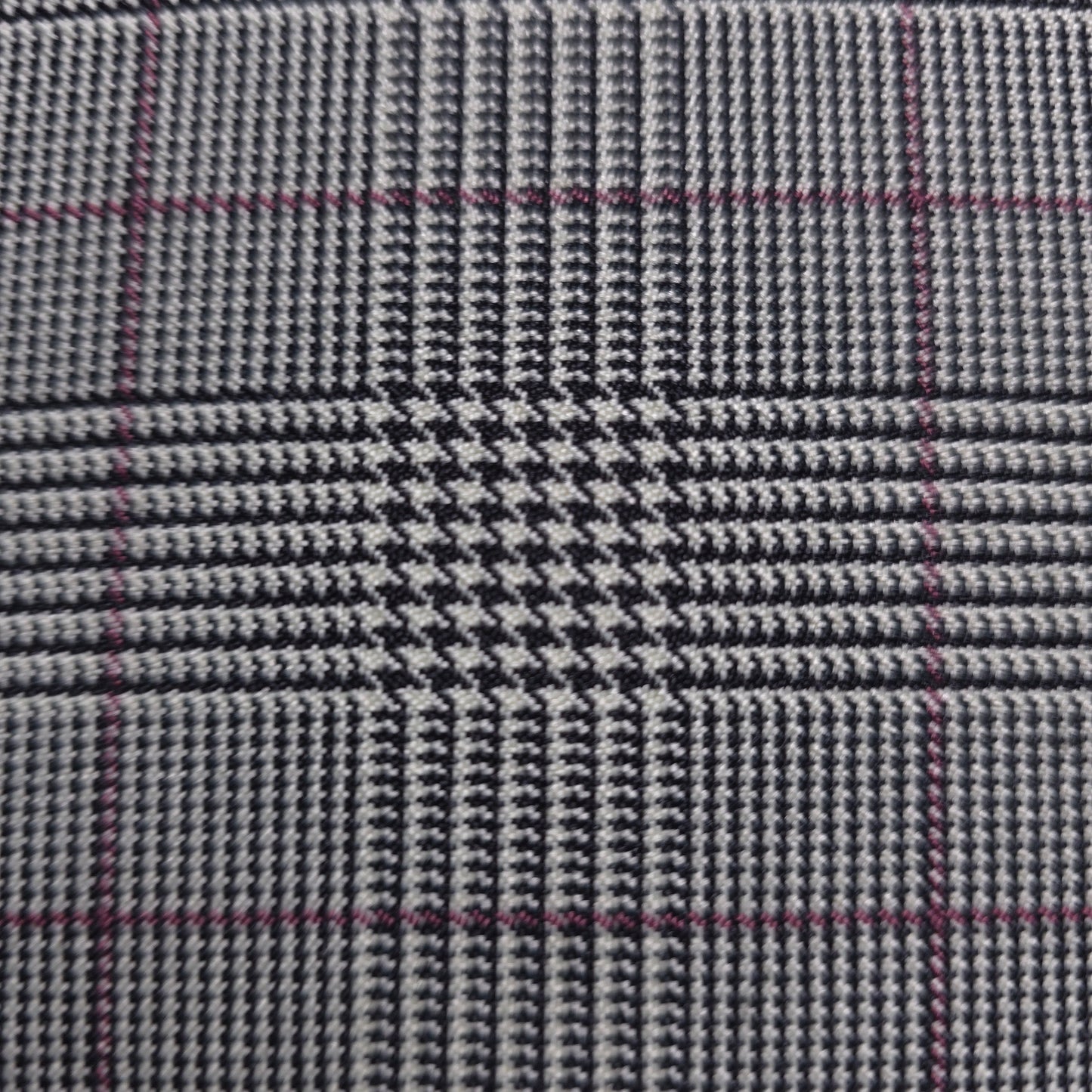BLACK AND RED POLYESTER HOUNDSTOOTH REVERSIBLE PLAID SHIRTING FABRIC
