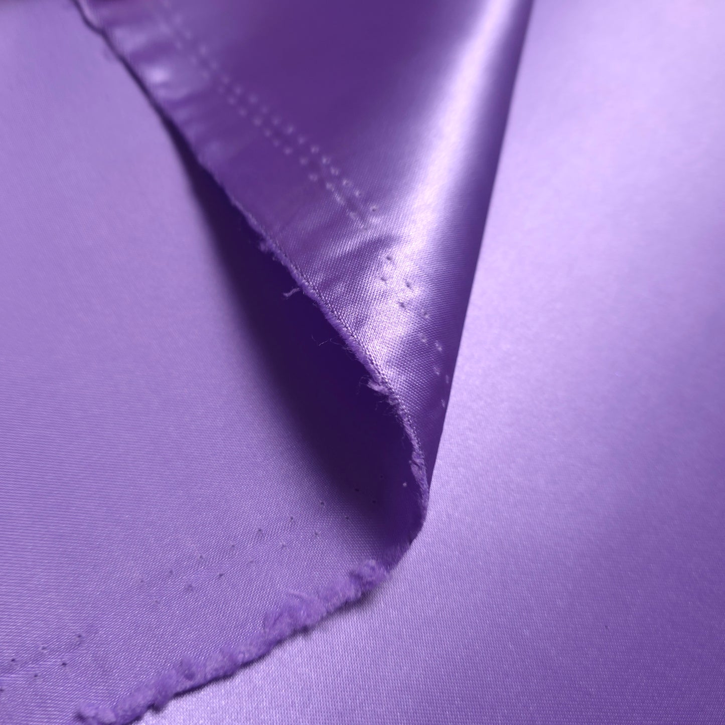 HEAVY STRUCTURE SATIN LILAC PURPLE