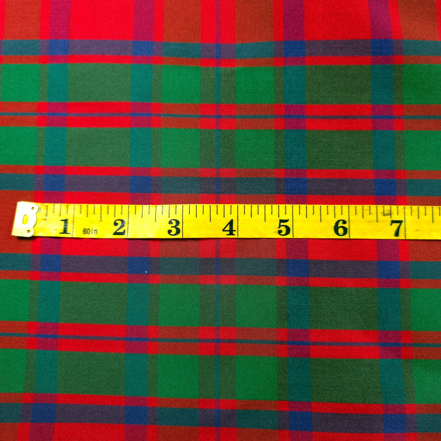 RED GREEN NAVY CLASSIC TARTAN PLAID TISSUE TAFFETA FABRIC