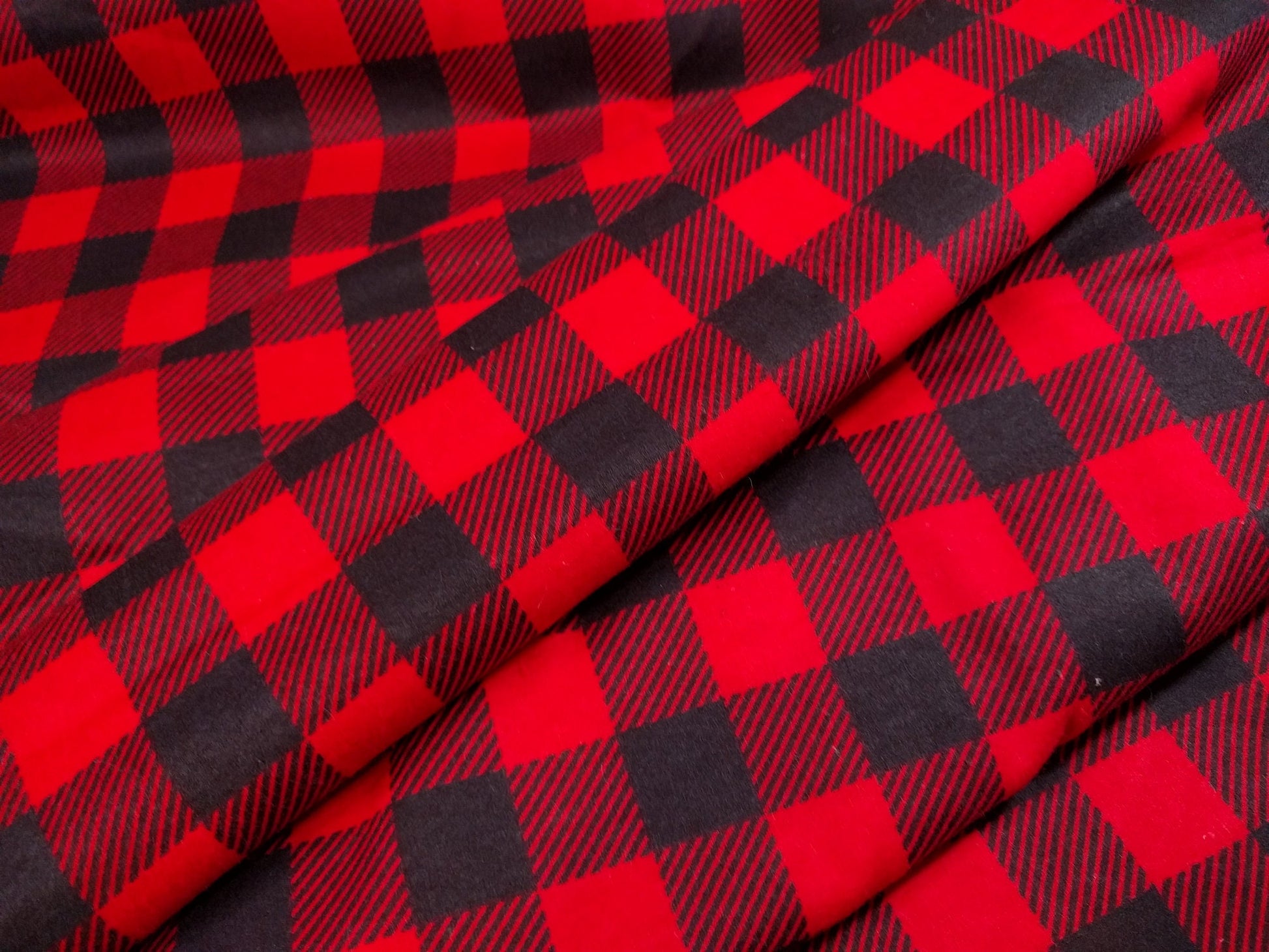 100% Cotton Flannel Buffalo Plaid Red Black 42/43"w Fabric INDIVIDUAL YARD Diy Trucker Shirt Blanket Holiday Decor and Gifts