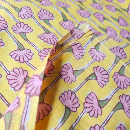 Lightweight Vintage Retro Print Floral Cotton Fabric By Yard 44" wide Yellow Pink Flowers DIY Sewing, Fashion accessories, and Home Decor